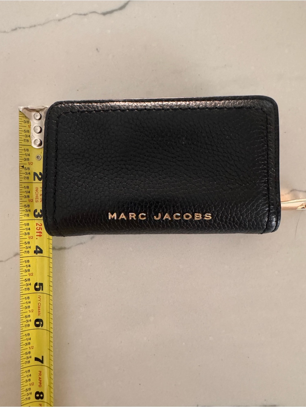 Marc Jacobs Black Pebbled Leather Zip Card Wallet with Gold Logo - Picture 6 of 7